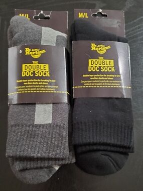 Two  pairs Dr Martens Air Wair Ankle Bow Organic Cotton Blend Socks Sz M/L black